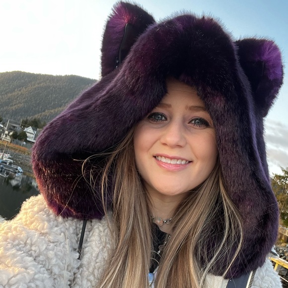 Spirithoods Annabel Custom Half Hood 1/1 - Picture 4 of 5